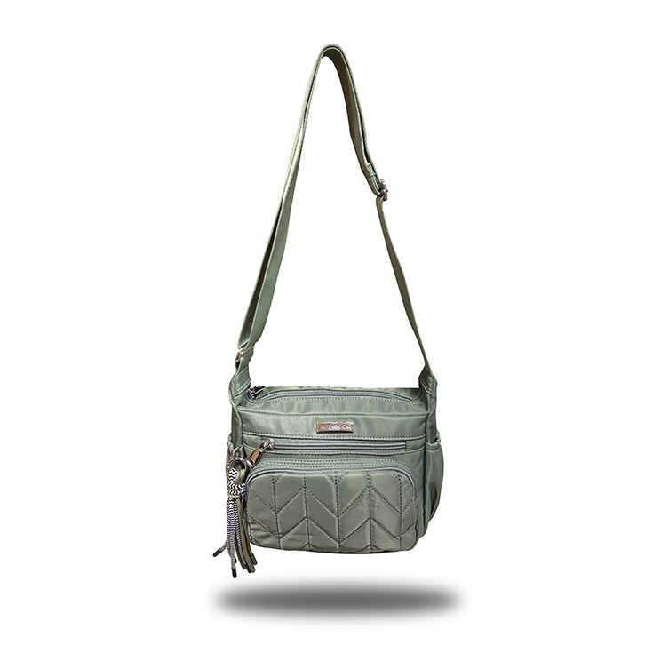 javier larrainzar bolso nylon verde javier larrainzar bolso nylon verde