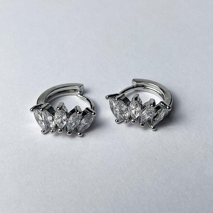 pendientes aro mini plata circonitas blancas corona pendientes aro mini plata circonitas blancas corona