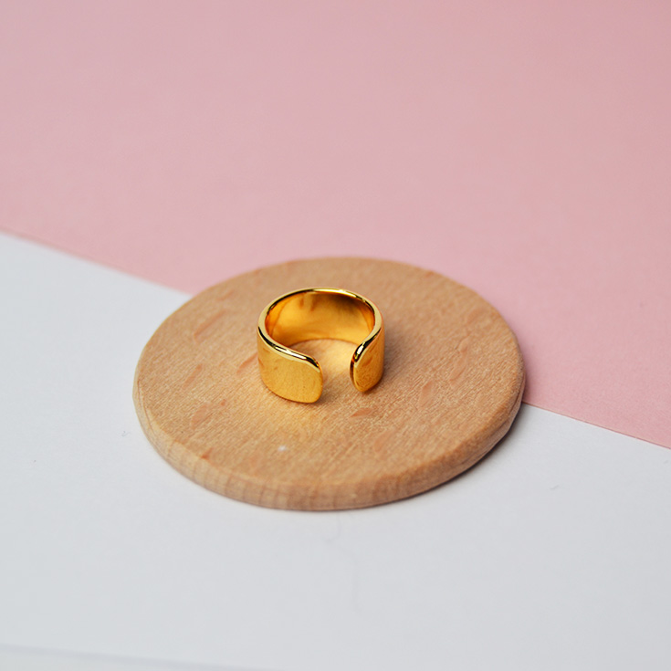 pendiente cuff oreja dorado