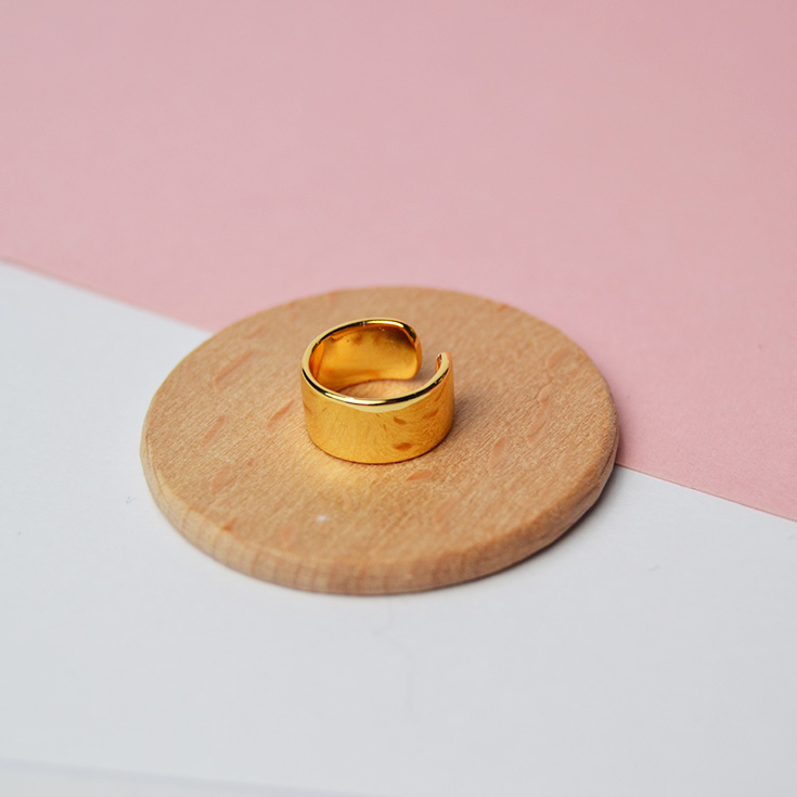 pendiente cuff oreja dorado