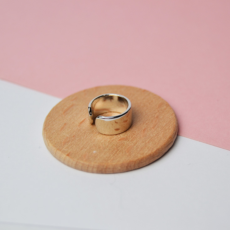 pendiente cuff liso oreja plateado
