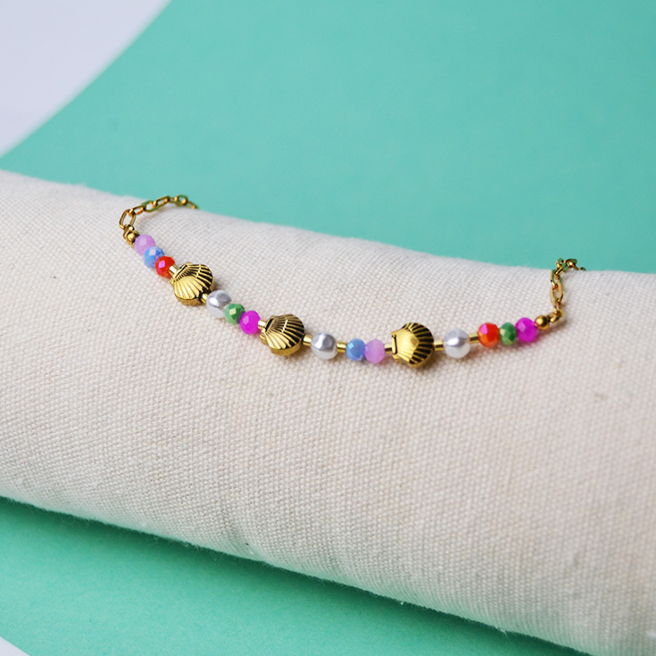 pulsera tobillera dorada con piedras de colores y conchas pulsera tobillera dorada con piedras de colores y conchas