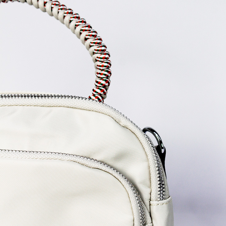 bolso nylon de mano asa cordon beige
