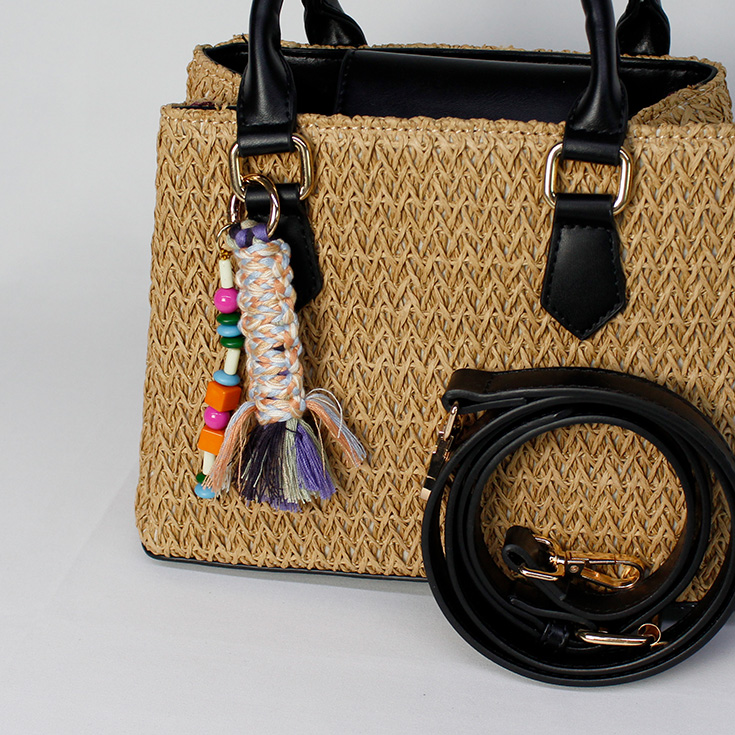 bolso de mano rafia asas negras