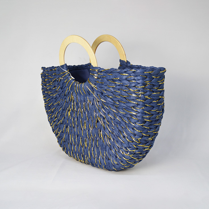 bolso cesta mano rafia azul con hilos dorados