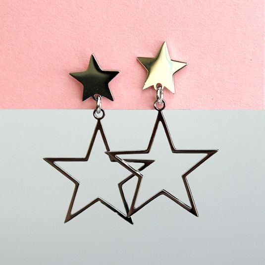 pendientes plateados estrellas