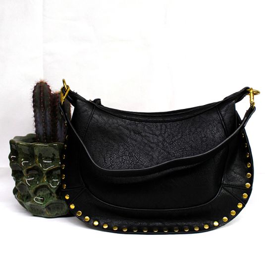 bolso negro tachuelas