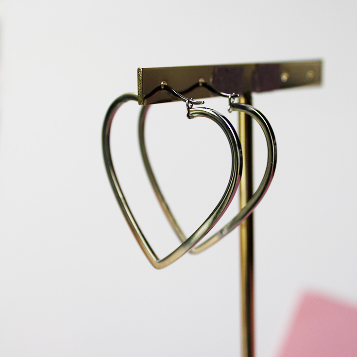 pendientes aro plateado corazon