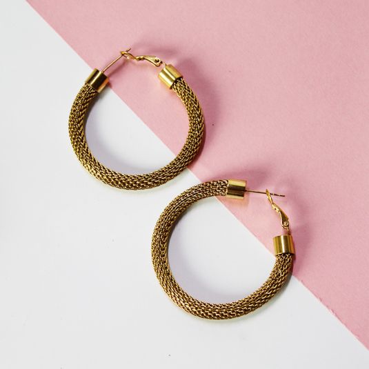 pendientes aro dorado cadena