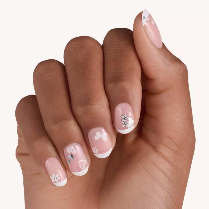 essence today's mood: cute! nail stickers