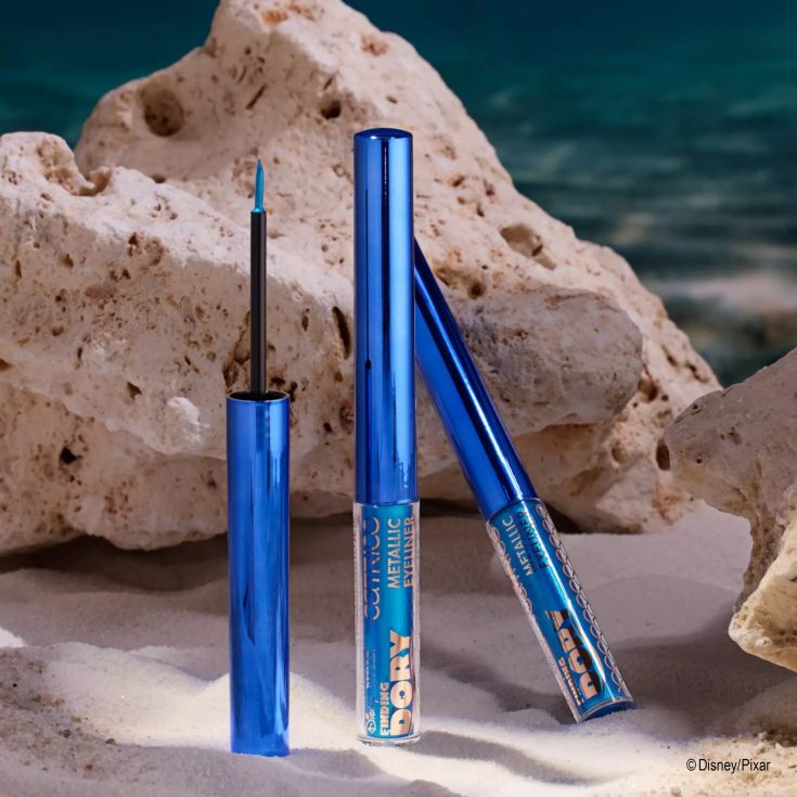 catrice buscando a dory eyeliner metalico