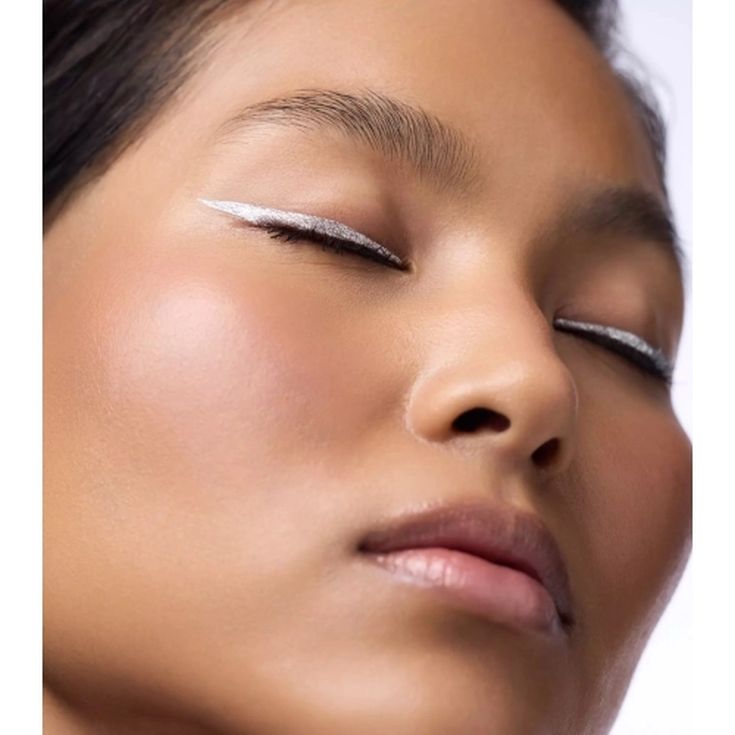 catrice eyeliner liquido space glaw 