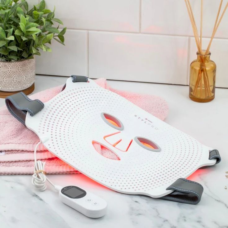stylpro mascara facial led