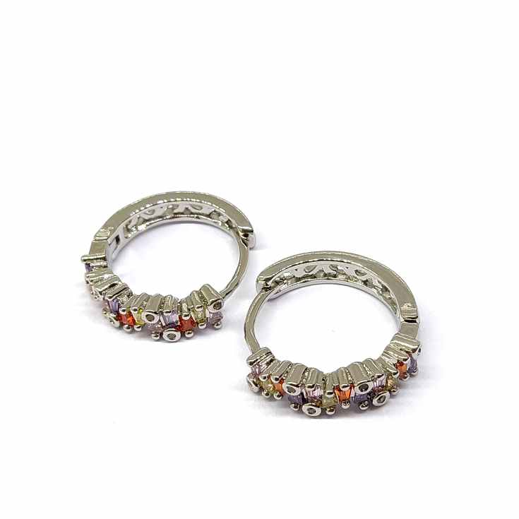 pendientes aros pequeños plateados circonitas colores