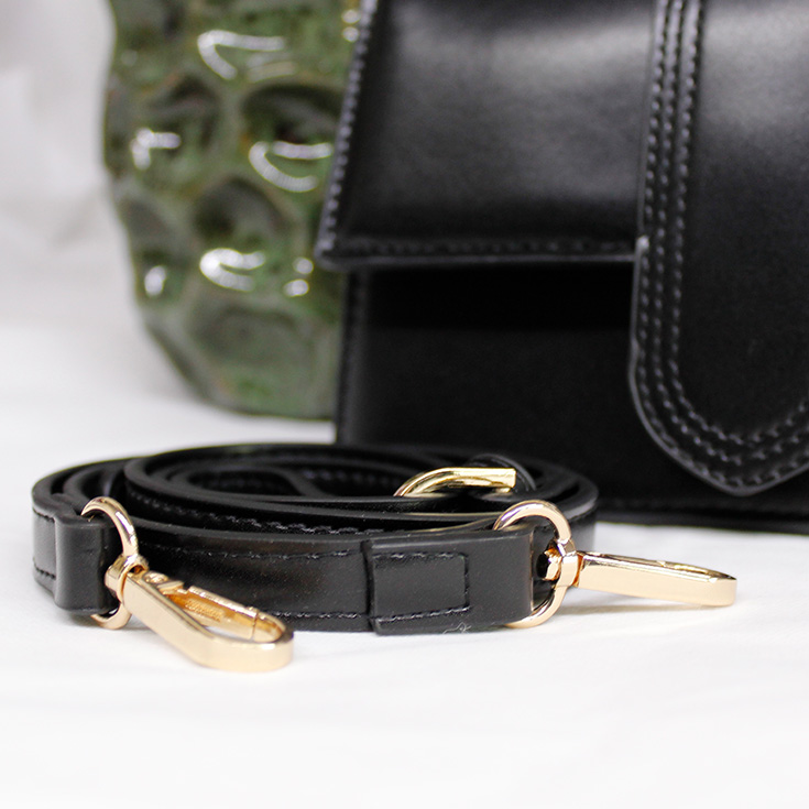bolso negro solapa pequeño