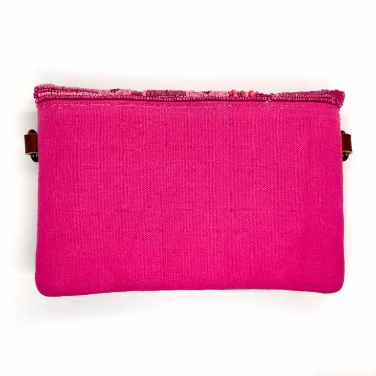 bolso clutch bordado pedreria bordado geometrico fucsia