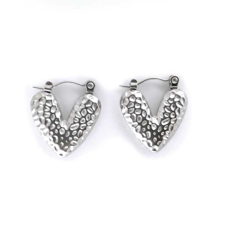 pendientes aros corazon plateado pendientes aros corazon plateado