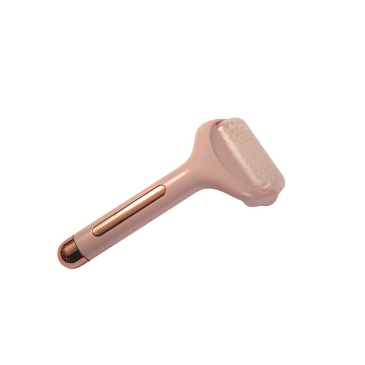 masajeador facial y corporal ice roller pink