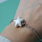 PULSERA HILO ESTRELLA BLANCA ONL