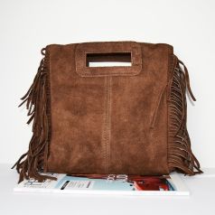bolso bandolera con flecos piel de serraje marron chocolate