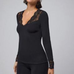ysabel mora camiseta termica manga larga detalle encaje negro