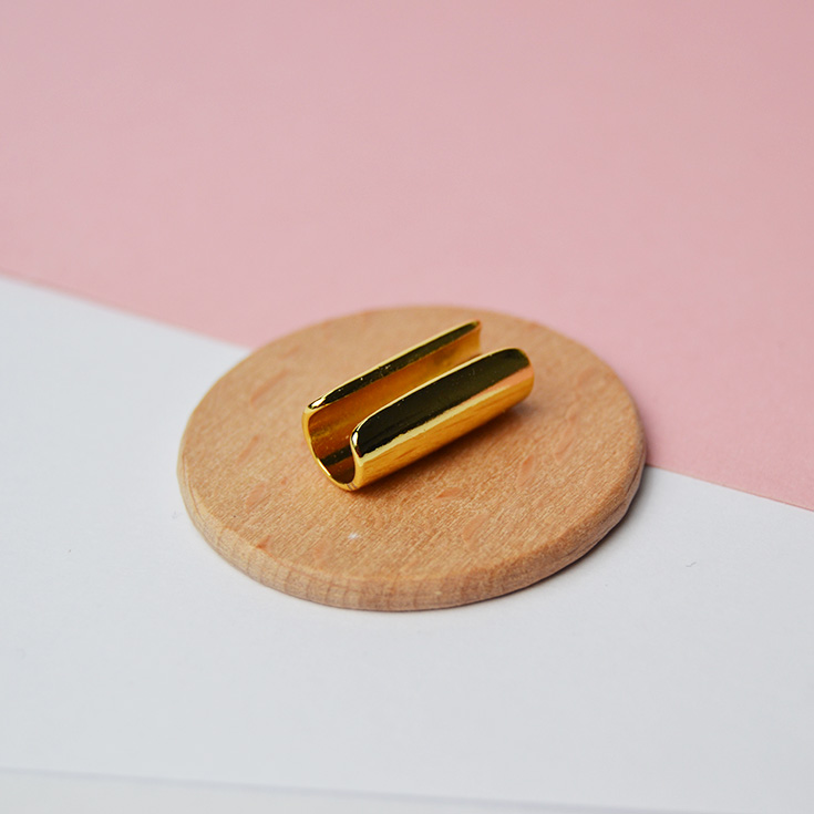 pendiente cuff oreja grande dorado