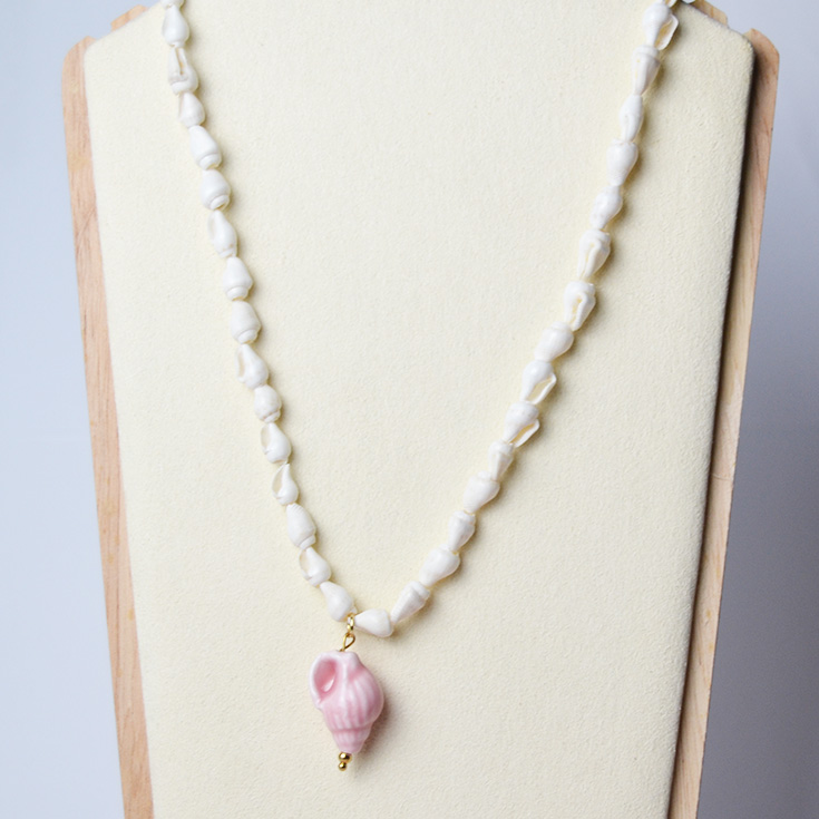 collar conchas con caracola charm veraniego