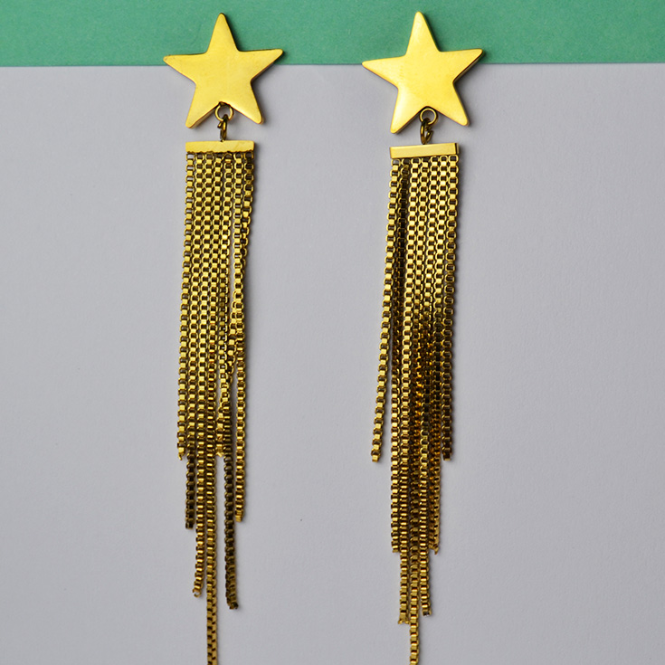 pendientes estrella dorados con caida de cascada