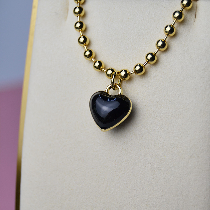 pulsera cadena dorada charm corazon