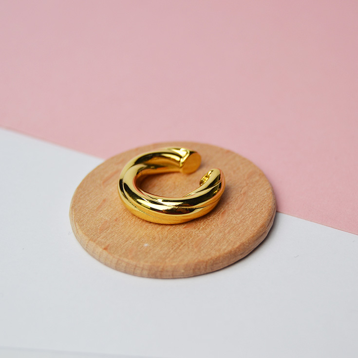 pendiente cuff oreja aro dorado