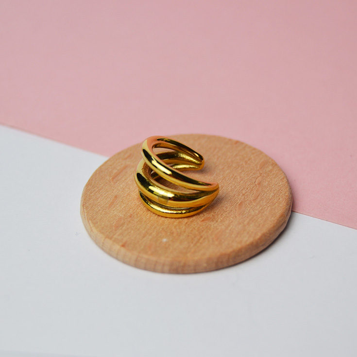 pendiente cuff oreja aro dorado triple