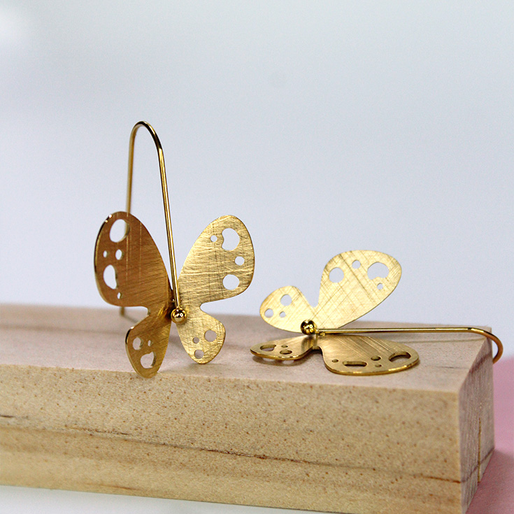 pendientes mariposa dorados