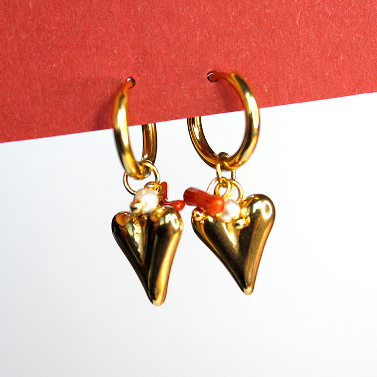 pendientes aritos dorados charm corazon