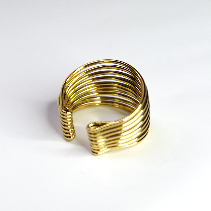 anillo dorado multiple