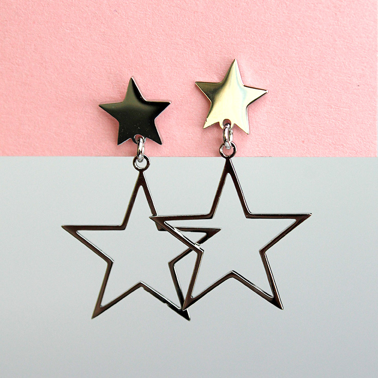 pendientes plateados estrellas