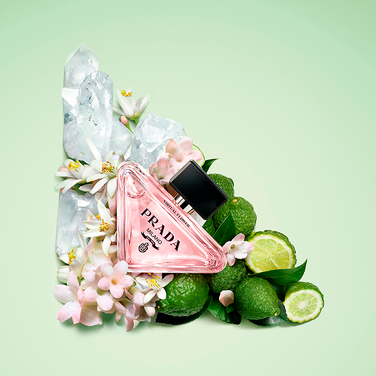 prada paradoxe virtual flower 