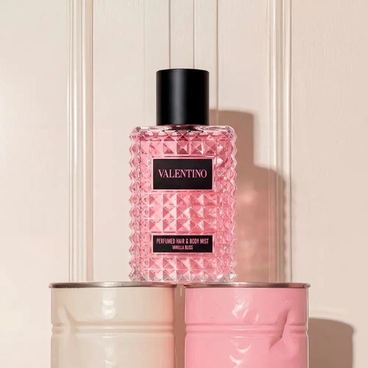 valentino born in roma hair&body mist pink 100ml valentino born in roma hair&body mist pink 100ml