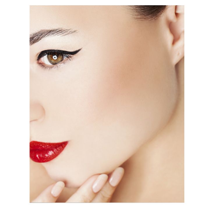 note ultra black eyeliner