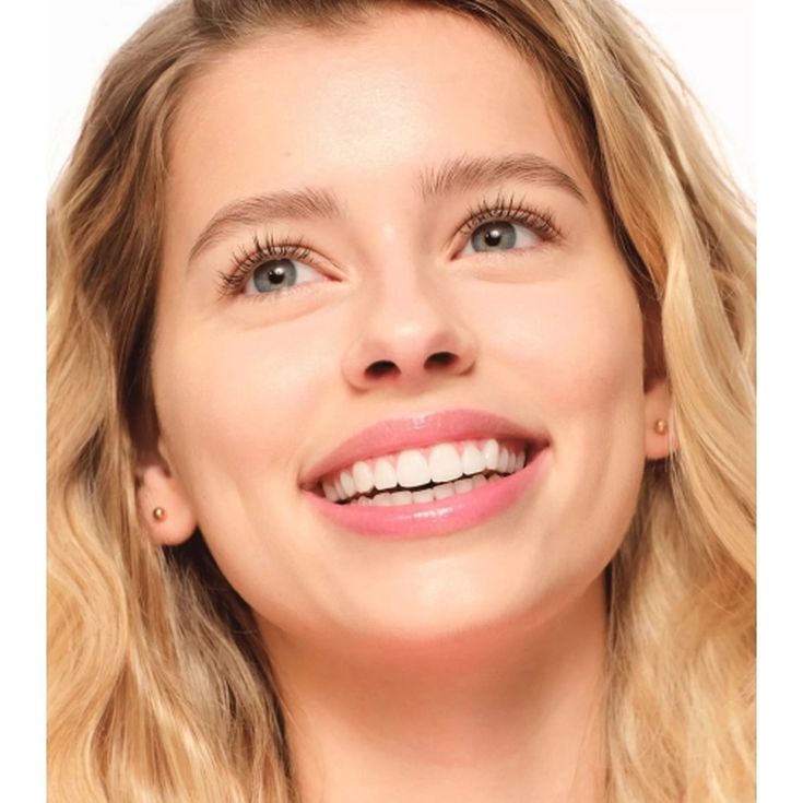 essence mascara pestañas resistente agua