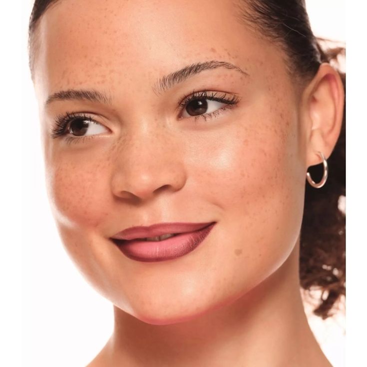 essence perfilador labios