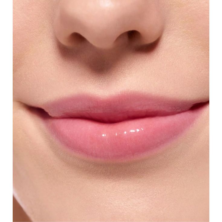 essence balsamo labial super peptide