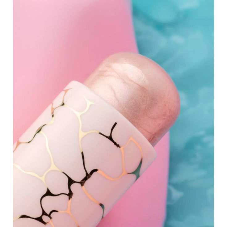 essence the little mermaid iluminador en barra