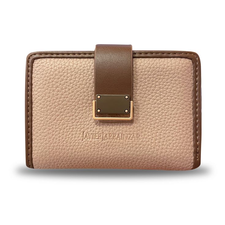 javeir larrainzar cartera beige 