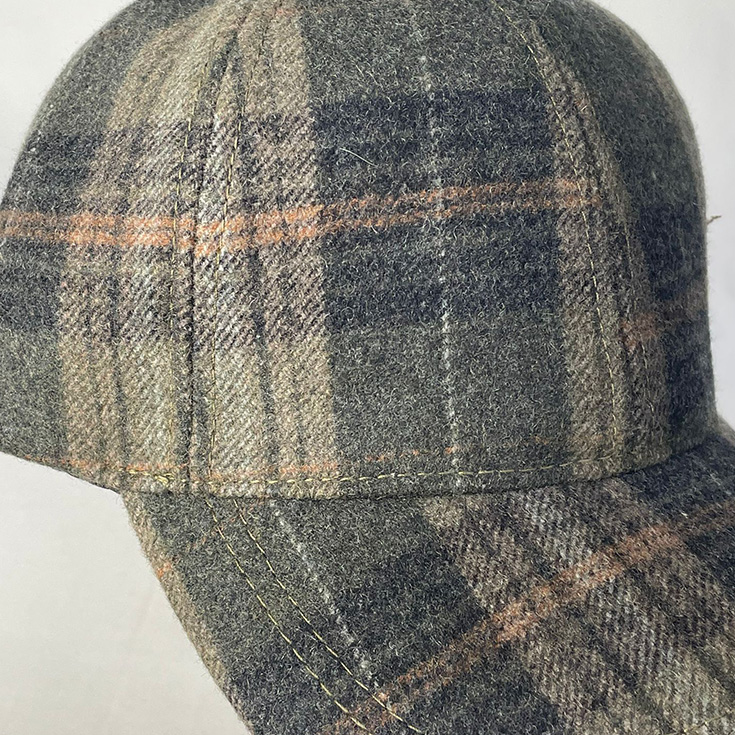 gorra cuadros verdes