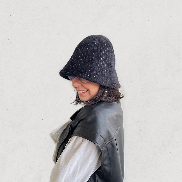 gorro pelo brillo negro