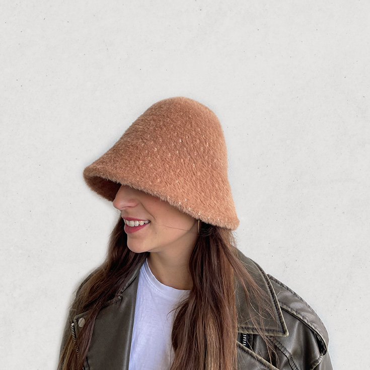gorro pelo brillo camel/caldera