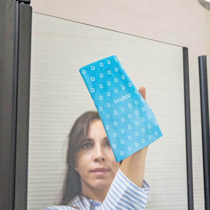 bayeco bayeta multiusos microfibra baños y cristales 1ud