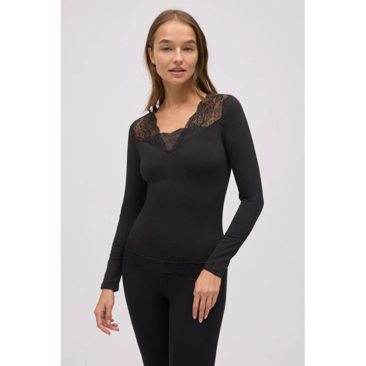 ysabel mora camiseta termica cuello pico encaje negro