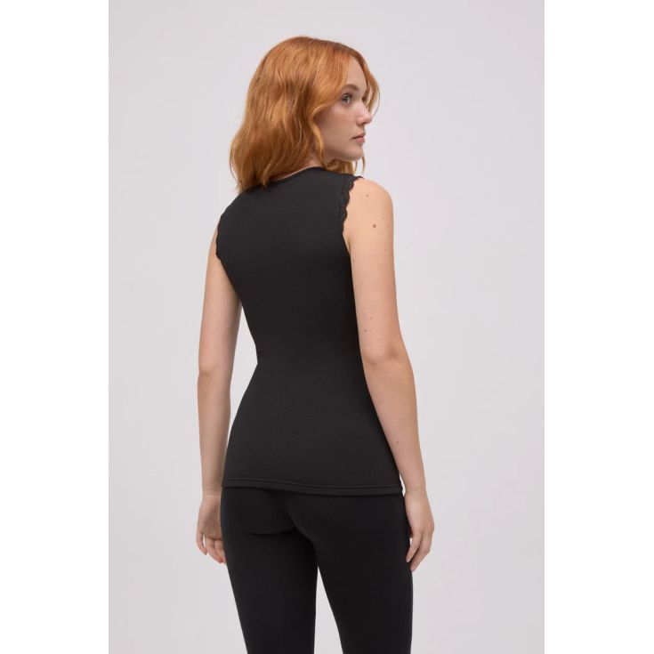 ysabel mora camiseta termica tirantes cuello pico con encaje negro